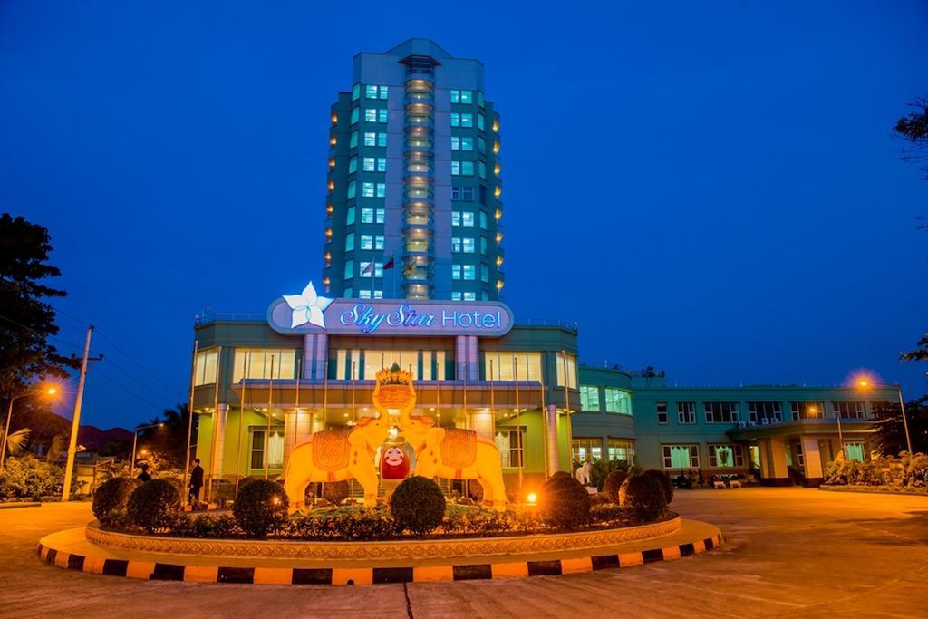 Sky Star Hotel Rangún Exteriér fotografie